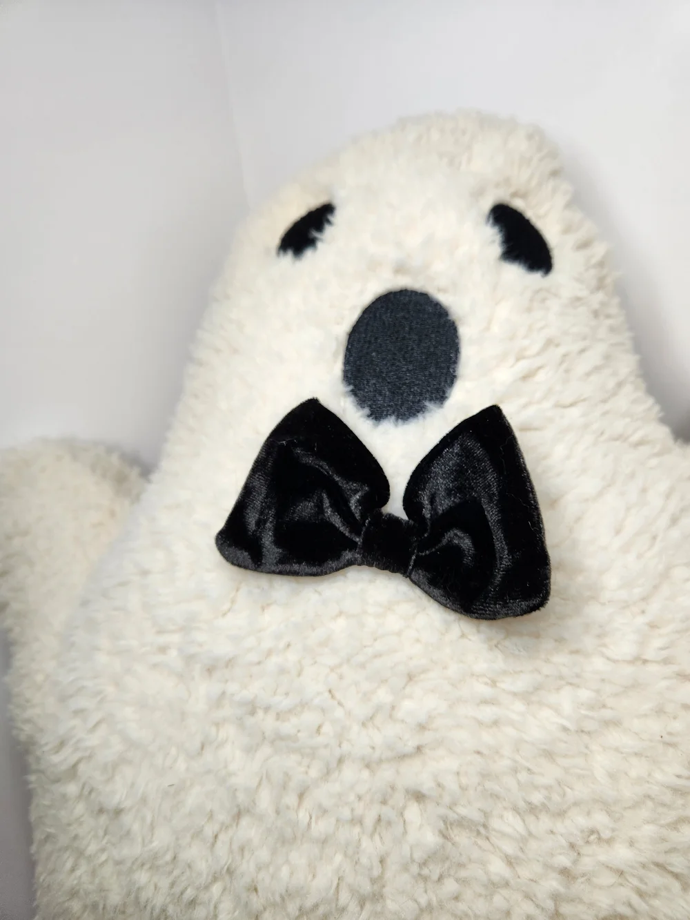 Novogratz Plush Cream Ghost Family Pillow Set - Mr. & Mrs. Ghost Halloween Decor